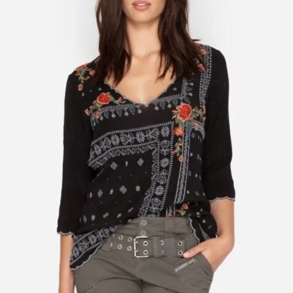 Johnny Was Bennett Floral Embroidered Blouse 3/4 Sleeve Floral Handkerchief